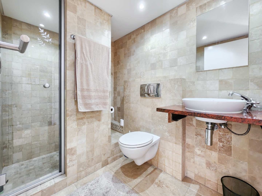 To Let 2 Bedroom Property for Rent in Gardens Western Cape